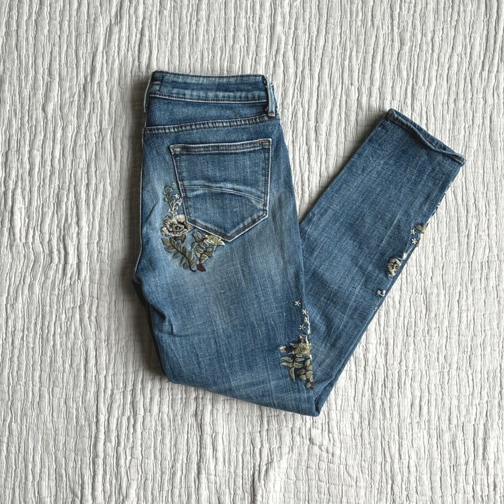 Driftwood Jackie Jeans 27x28 Embroidered Blue Denim